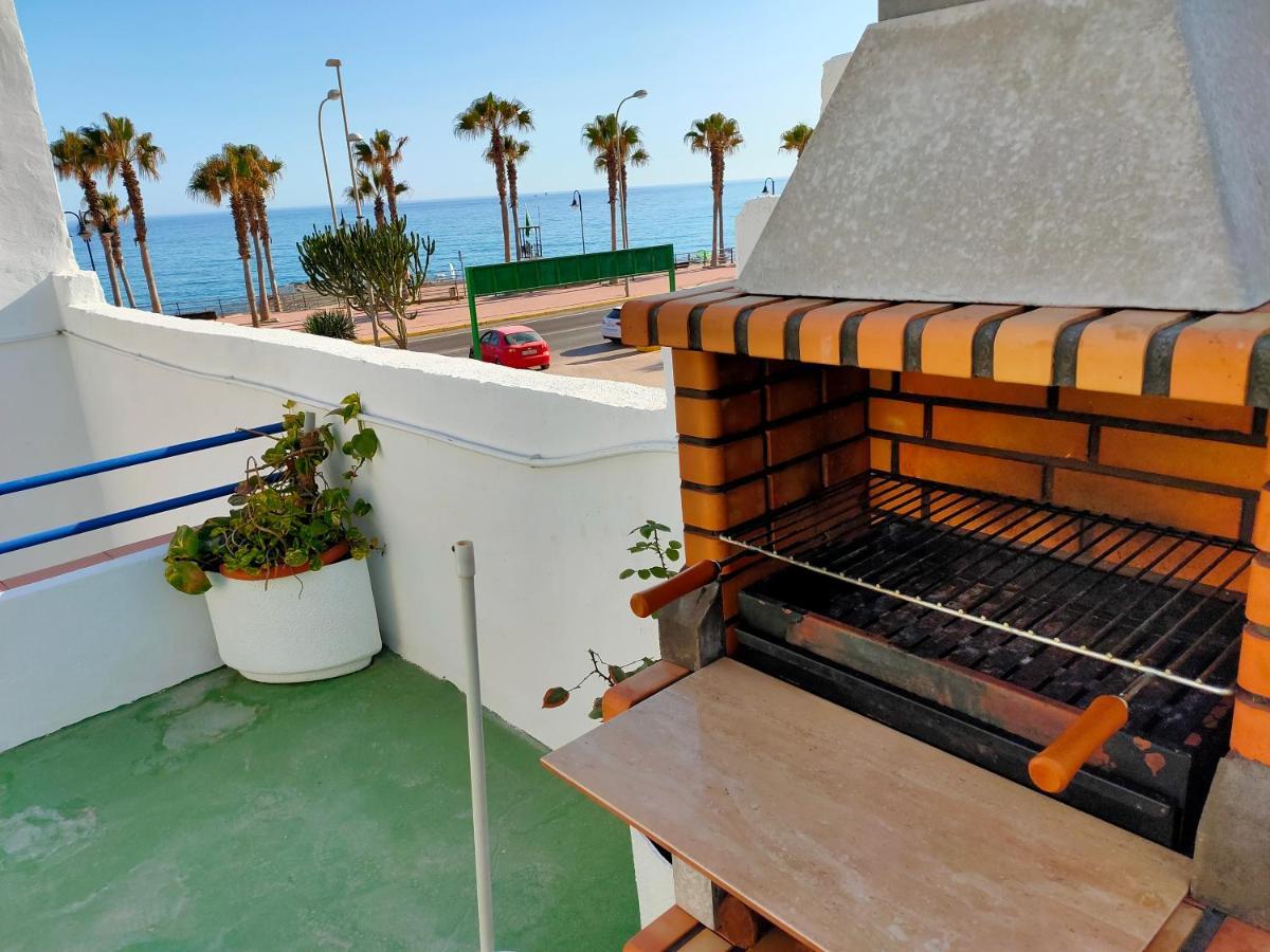 Villa Tranquila Casa Frente Al Mar Adra Esterno foto